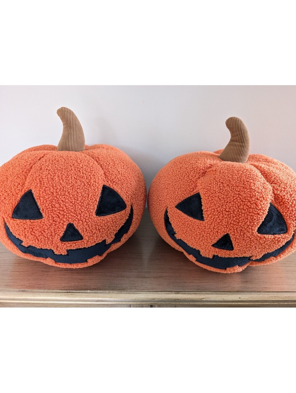 Costco Brentwood Jackolantern Pumpkin Sherpa Halloween Decor Pillow Set Of 2